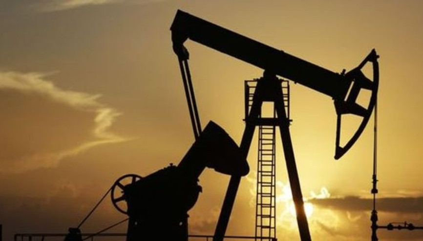 Küresel petrol arzı azaldı