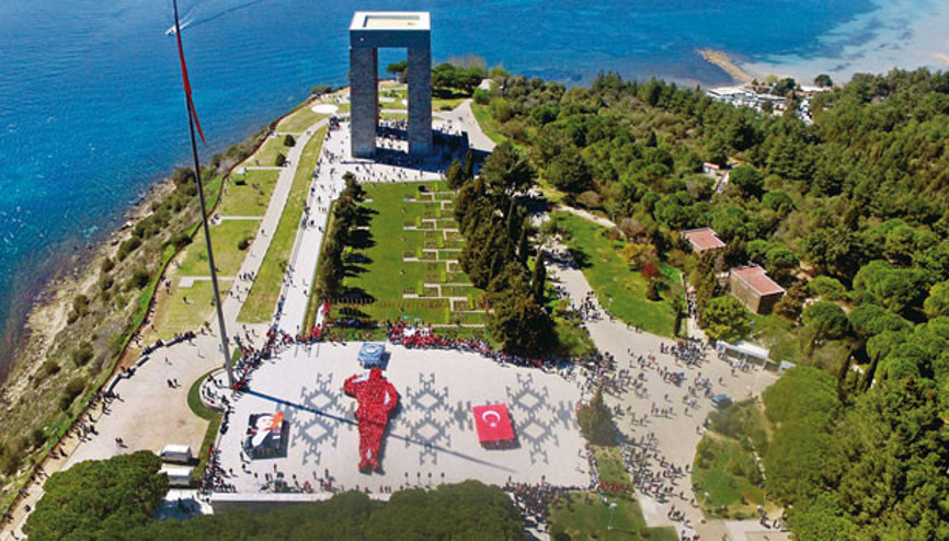 1800 öğrenciyle Ataya selam