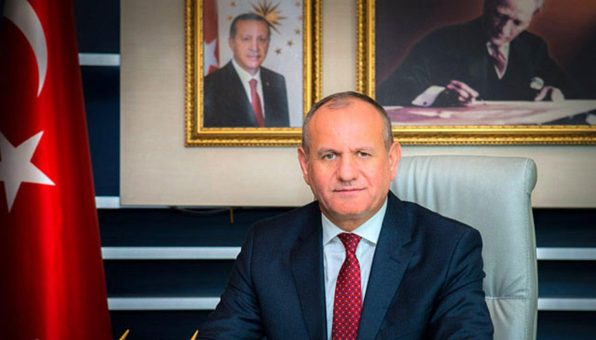 Amcası, gelini ve yeğenleri belediyede... Başkandan açıklama var...