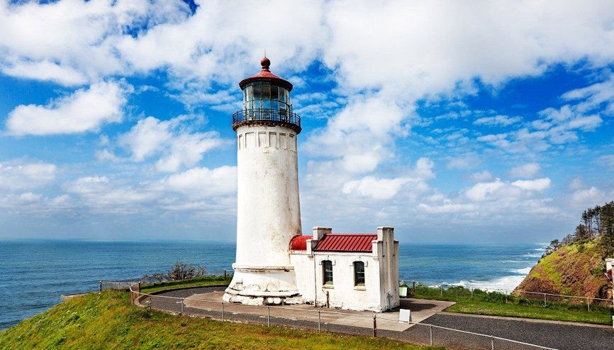 Sıra dışı bir tatil isteyenlere: Deniz fenerinde konaklama