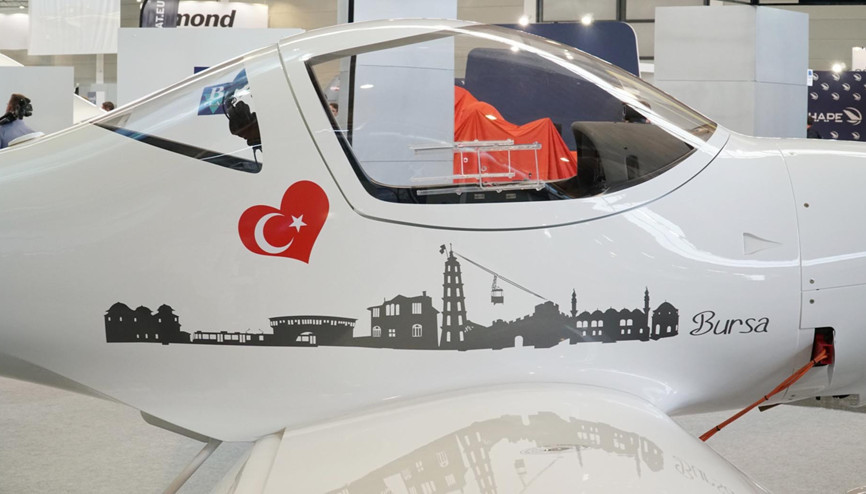 Bursalı ‘Türk Kartalı’nı Almanlar çok beğendi Bursalı ‘Türk Kartalı’nı Almanlar çok beğendi