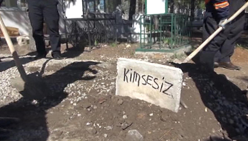 Henüz iki günlüktü... Böyle toprağa verildi