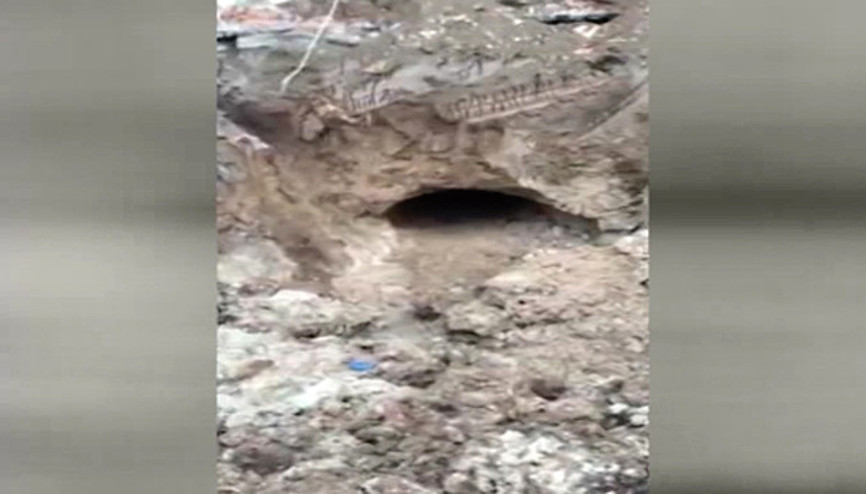 Patlamanın olduğu yerde tünel girişi tespit edildi