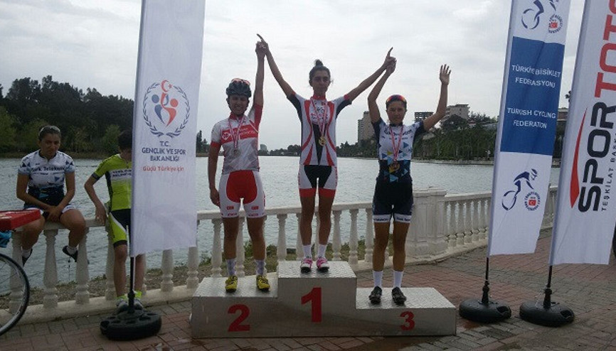 Brisaspor başarılarına yenilerini ekliyor