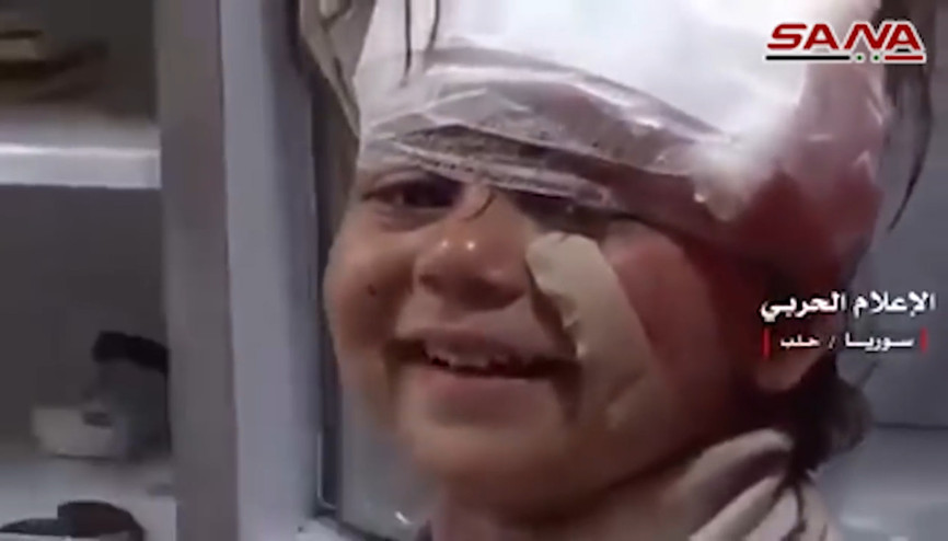 Dünya Suriyeli kızın tebessümünü konuşuyor