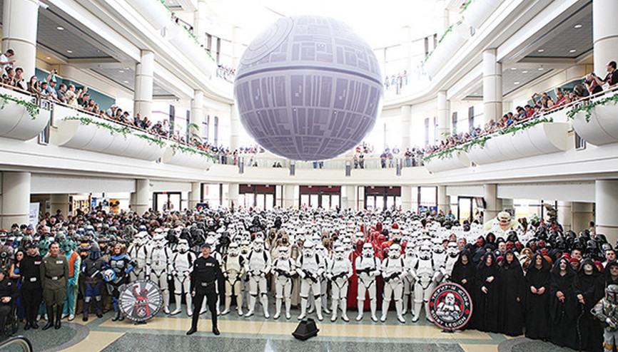 Amerikada Star Wars ekibiyleydik... Güç bizimleydi hem de herkesten önce Amerikada Star Wars ekibiyleydik... Güç bizimleydi hem de herkesten önce