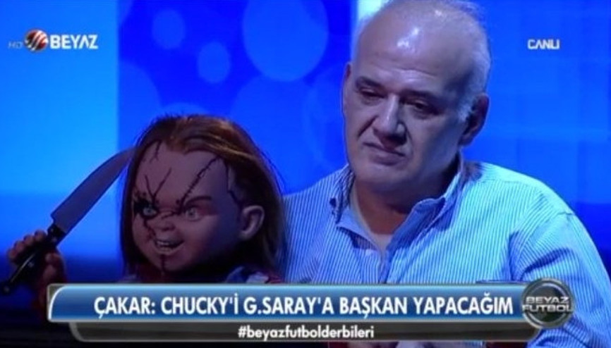 Ahmet Çakar programa Chucky ile çıktı ortalığı salladı