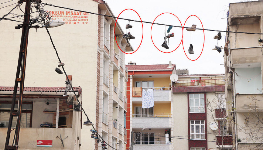 Tellere asılı ayakkabılar iyilik faaliyeti mi, eğlence mi, mesaj mı Tellere asılı ayakkabılar iyilik faaliyeti mi, eğlence mi, mesaj mı