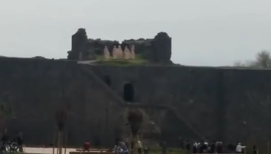 Diyarbakır surlarına inen meleklerin sırrı çözüldü