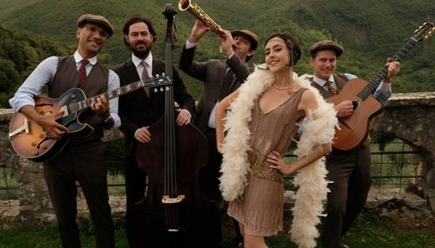 Pazar günü yer gök caz