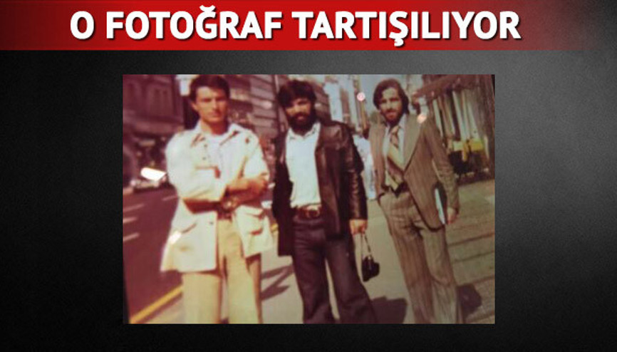 Sosyal medyada çok konuşulan kare: Hulusi Akar, Abdullah Gül...