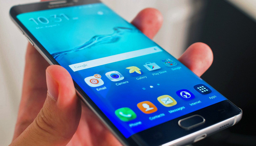 Galaxy S7 ve Galaxy S7 edge kapış kapış satıyor