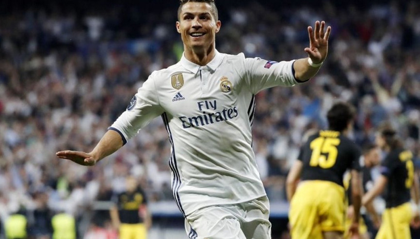 Ronaldo hat-trick yaptı sosyal medya yıkıldı