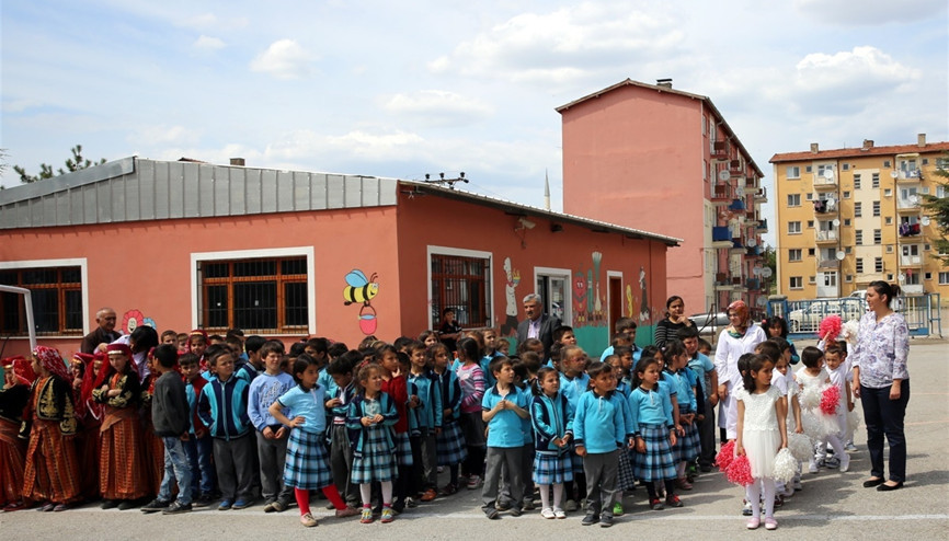 Üniversiteden ilkokula z-Kütüphane