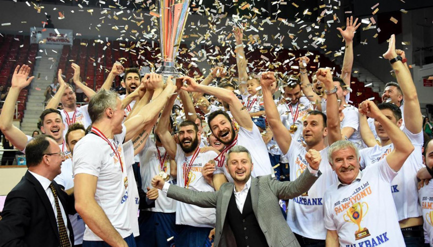 Üçüncü yıldız Halkbank’tan