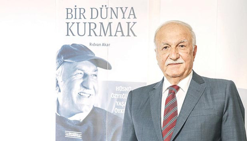 Hüsnü Özyeğin’in hayatı kitap oldu: Sınırları zorla başarıya ulaş