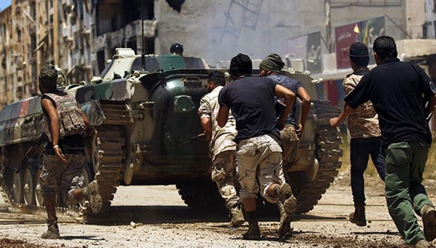 Libyada hava üssüne saldırı: 141 ölü