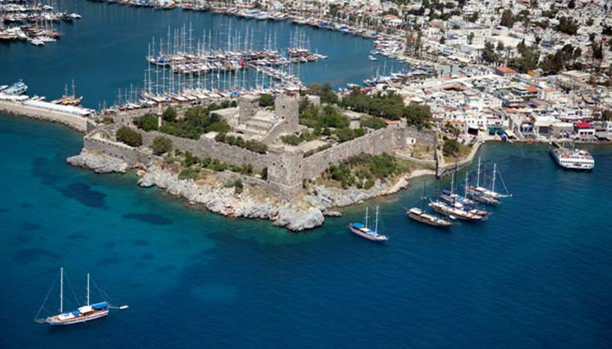 Neden herkes Bodrum’a yerleşiyor