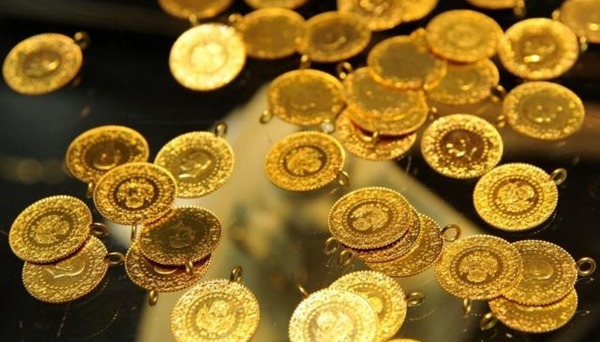 Çeyrek altın 240 liradan satılıyor