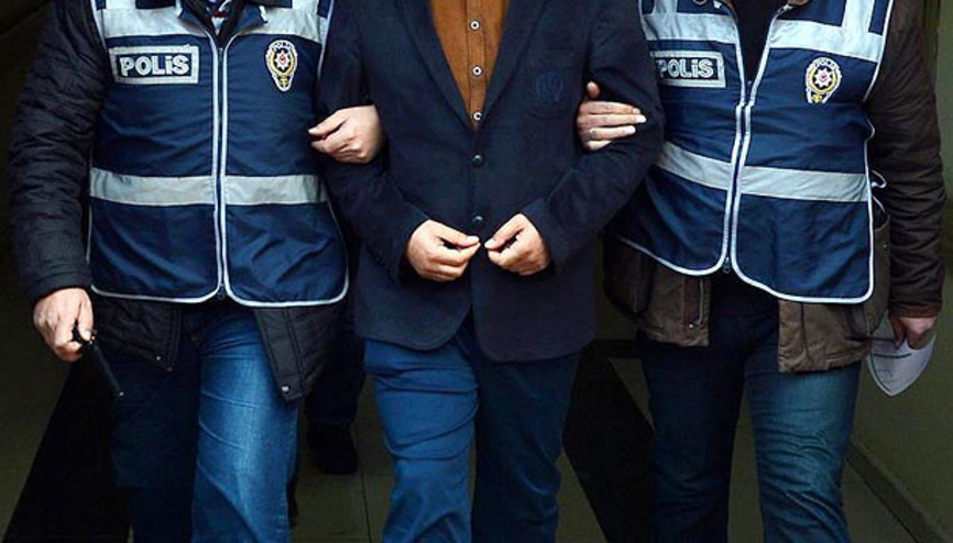 Polis ve avukata insan taciri baskını