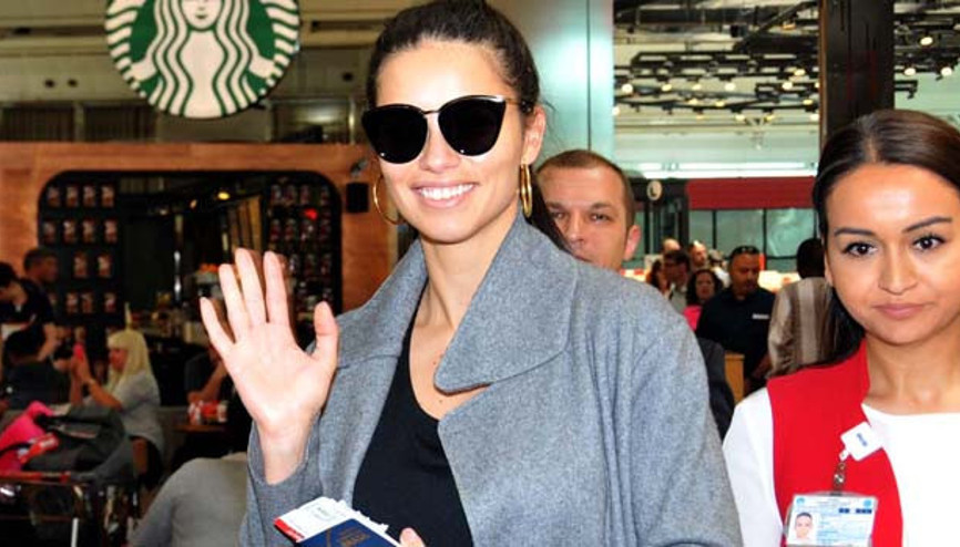 Adriana Lima dün uçağı kaçırmıştı bugün ise...