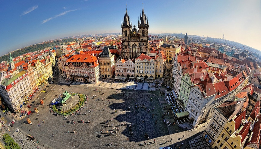 Orta Avrupanın gotik kraliçesi: Prag