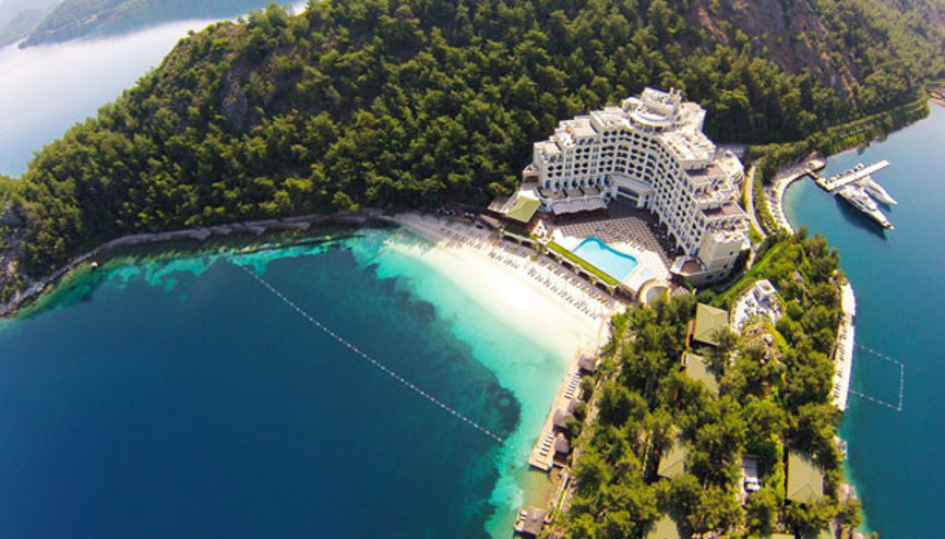 Otel faturasında dikkat çeken isim ve tutar