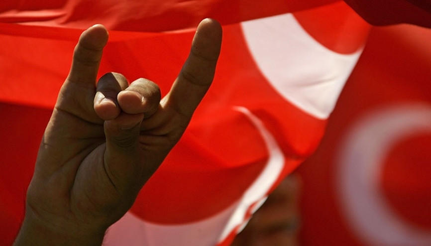MHPde tartışma sürüyor... Yeni parti mi geliyor