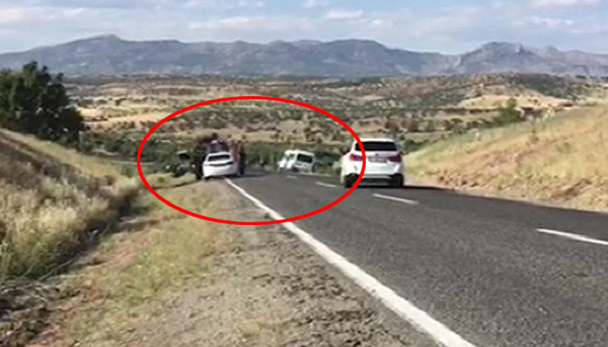 Diyarbakırda zırhlı polis aracıyla otomobil çarpıştı