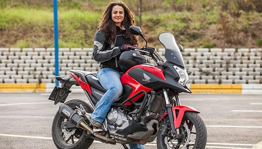 Akademisyen Asil Özbay motosikletiyle bu yıl da yollarda