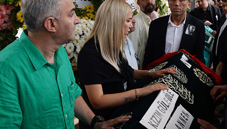 Ayşe Aral son yolculuğuna uğurlandı