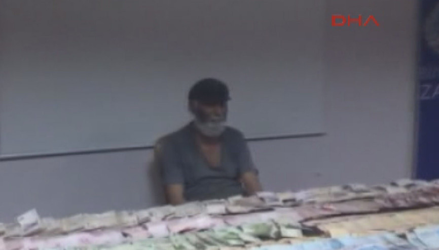 Dilencinin üstünden 71 bin 59 lira para çıktı