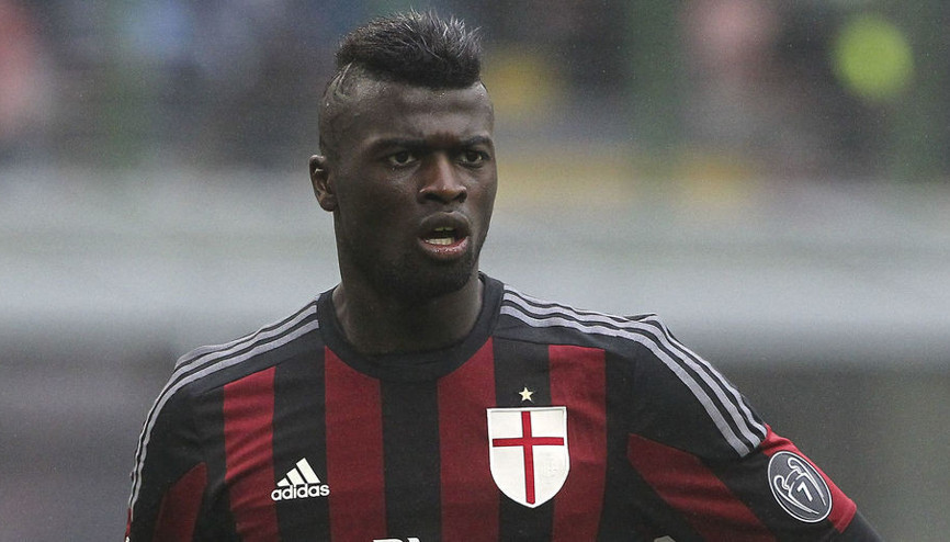 MBaye Niangın Fenerbahçeye transferini açıkladılar