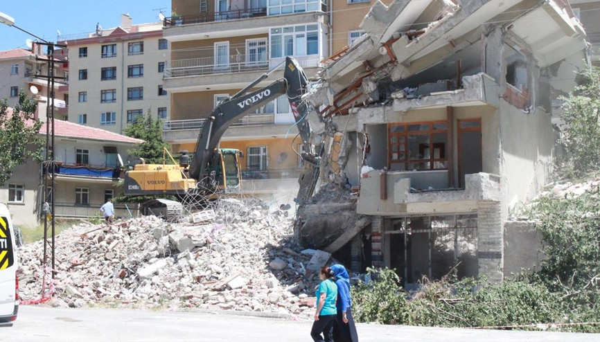 Tedbirsiz yıkım tedirgin etti