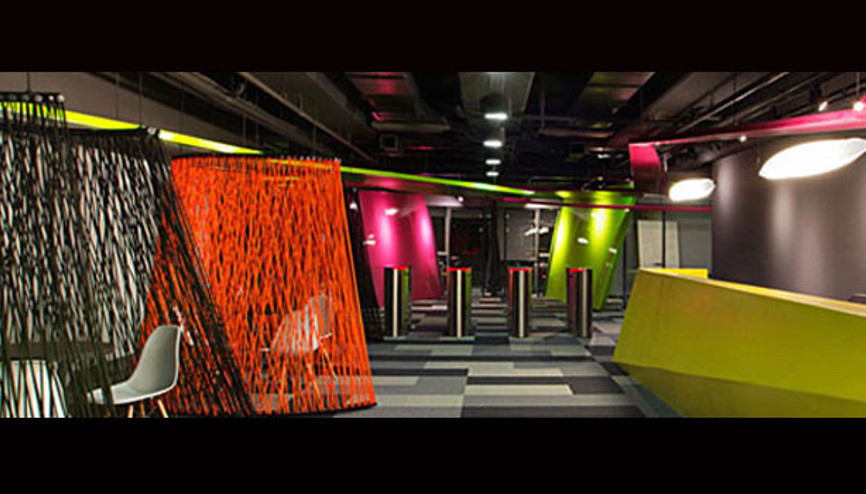 Markafoniyi, Sivaslı işadamı Mahiroğlu alıyor