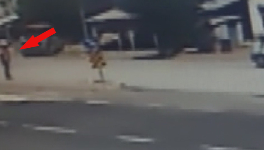 Silindir altında kalan köy muhtarı hayatını kaybetti