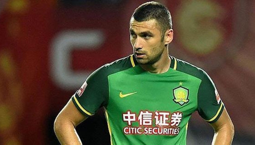 Burak Yılmaz rest çekti