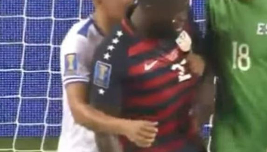 Henry Romero, Jozy Altidoreu ısırdı