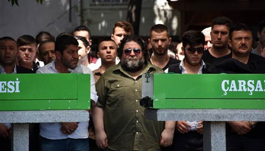 Park yeri kavgasında hayatını kaybeden kardeşler toprağa verildi