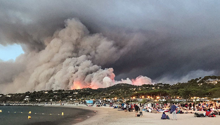 St. Tropez’de yangın alarmı