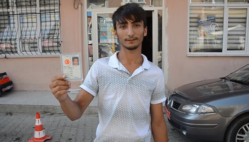 Eve gelen askerlik belgesiyle hayatının şokunu yaşadı