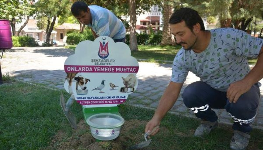 Şehzadelerde sokak hayvanları unutulmadı