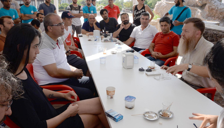 CHP’li vekil, ’Militan yetiştiriliyor’ dediği kampa girdi, müdürle tartıştı...