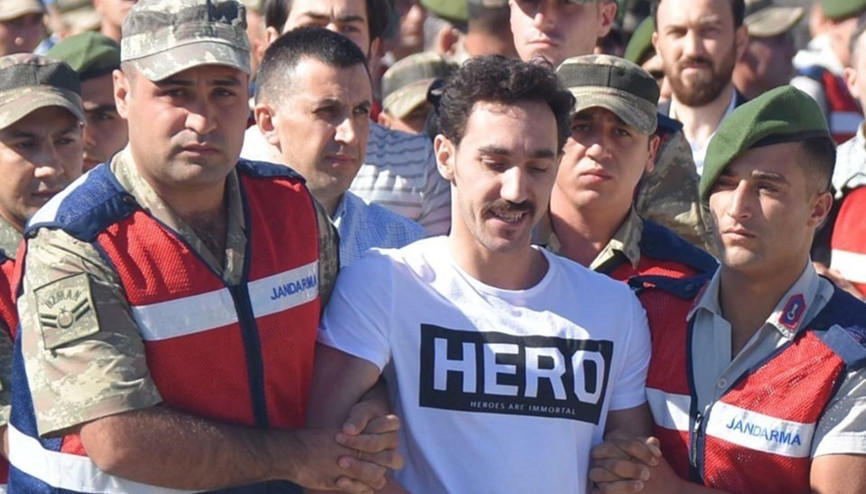 Mahkeme başkanı sert çıktı... Burası şov yeri değil...