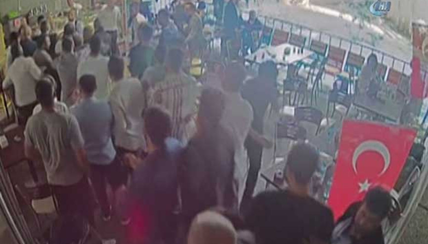 Anadolu Adalet Sarayında yaşanan kavga kamerada