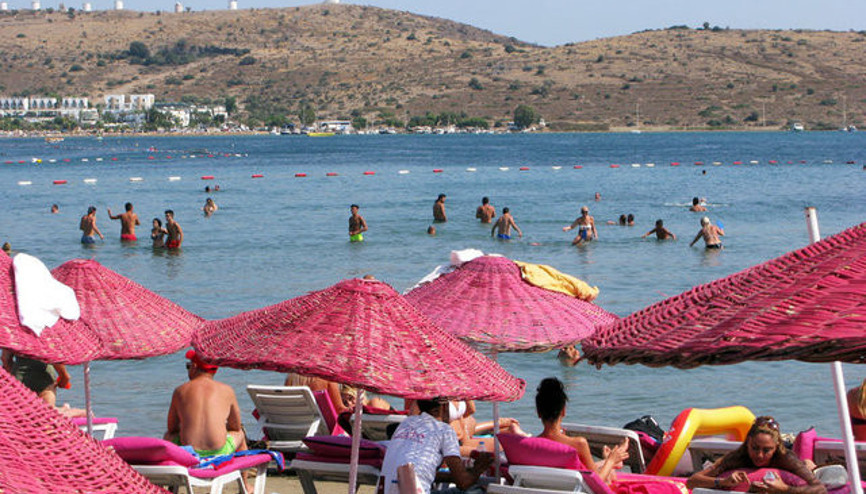 6 günde 1,5 milyon tatilci geldi