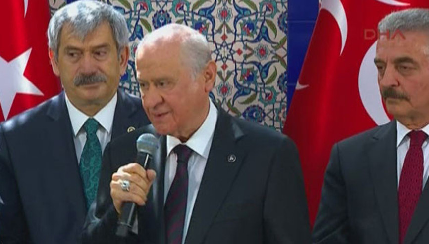Devlet Bahçeli: Kör Niko öne geçti, ben de ona yanıyorum Devlet Bahçeli: Kör Niko öne geçti, ben de ona yanıyorum