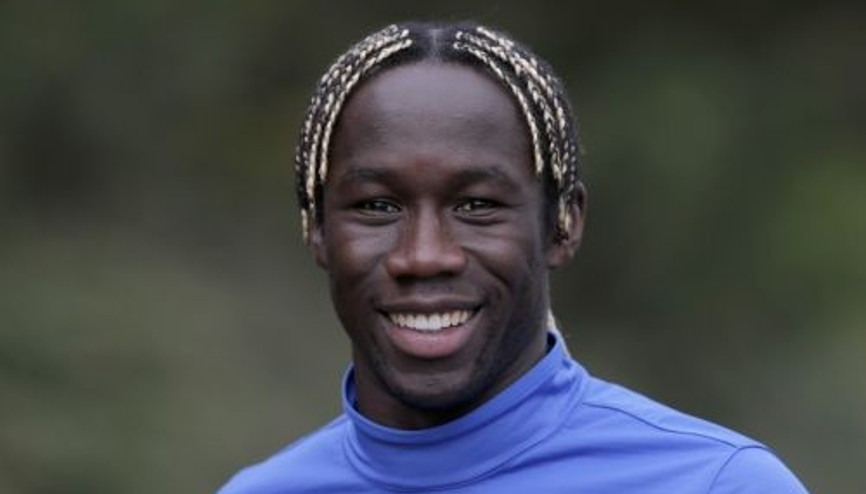 Resmi açıklama Sagna, Beşiktaştan teklif aldı mı
