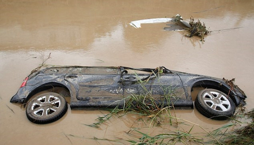 Son dakika: İtalyada büyük felaket Ölü ve kayıplar var