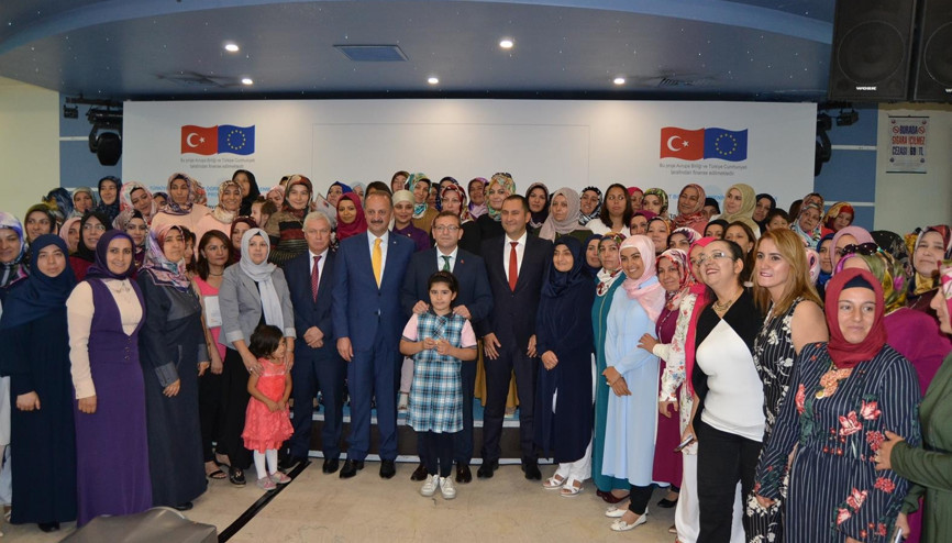 Dezavantajlı 120 kadın meslek sahibi oldu